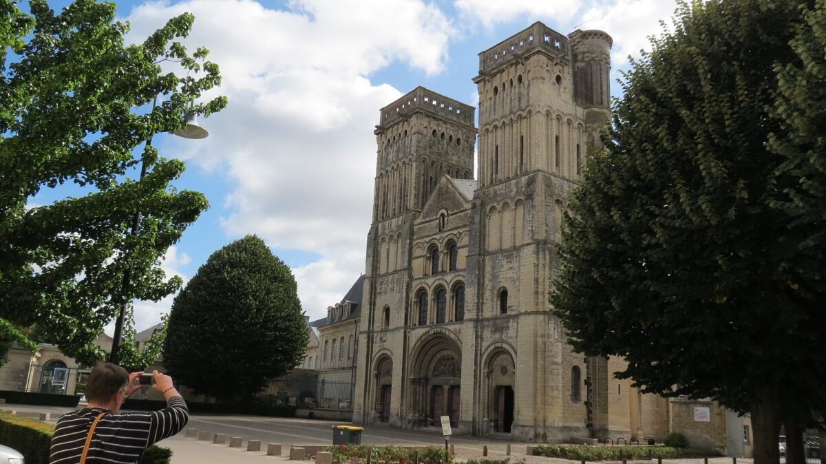 Abbaye aux Dames de Caen : histoire, visite et communauté