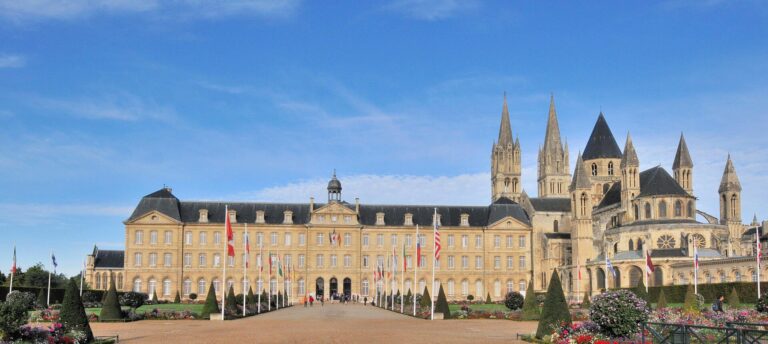 Abbaye Aux Hommes : histoire, visite et communauté